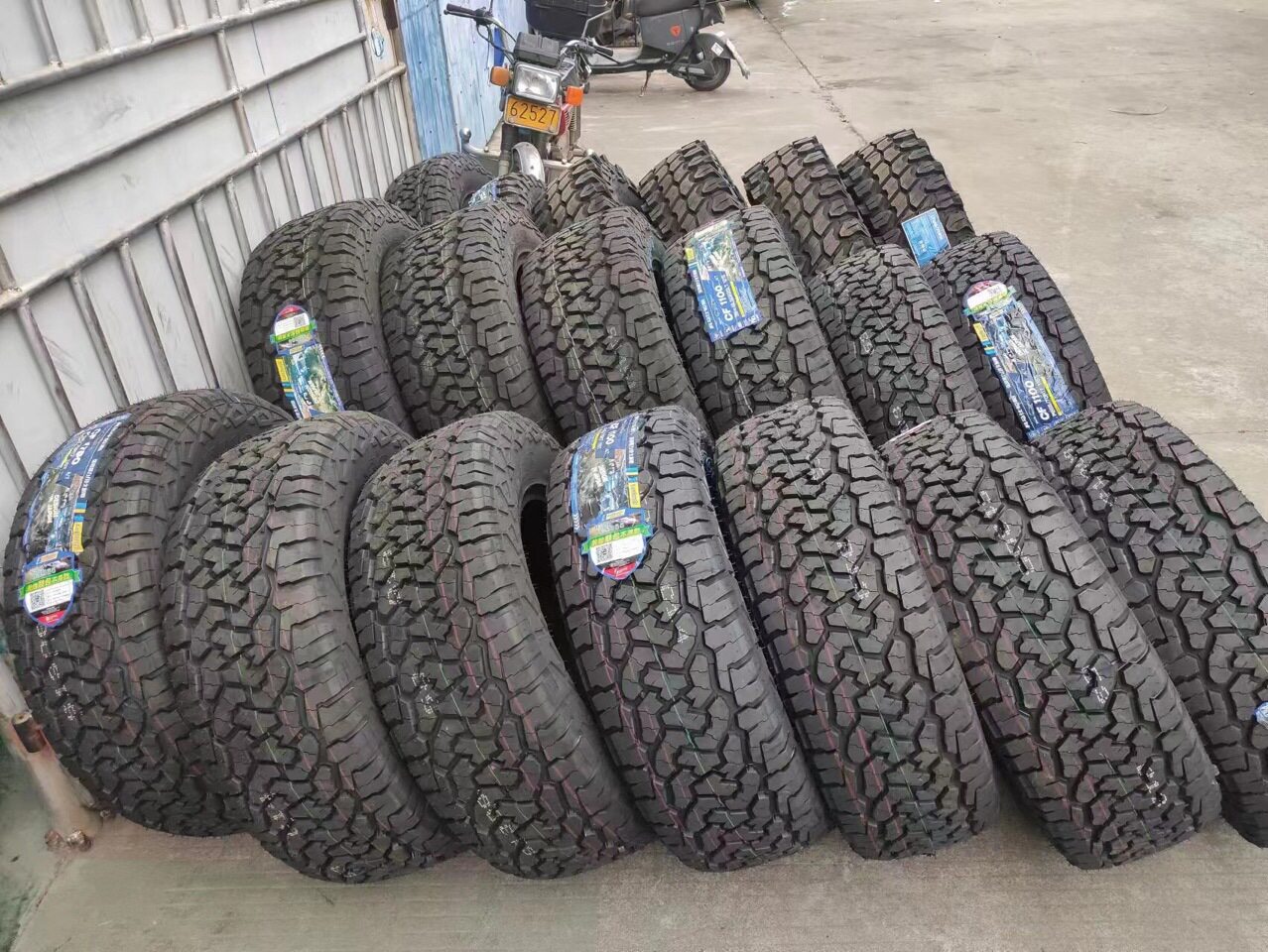 科玛仕轮胎35*12.5R17