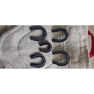 铁质马蹄铁,马掌带马蹄钉