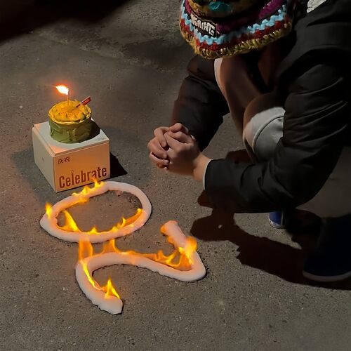 生日聚会拍照仿真雪花喷雾