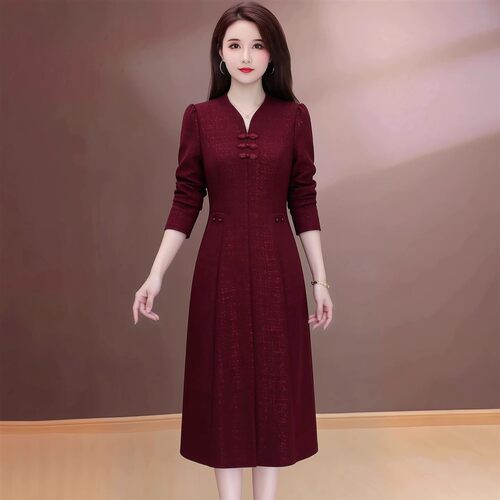 红色喜婆婆国风连衣裙女2026秋季新款妈妈装高端气质减龄中长裙子