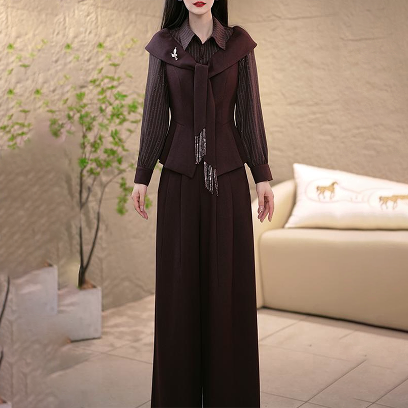 洋气减龄长袖翻领两件套女2026年春秋新款妈妈通勤显瘦阔腿裤套装