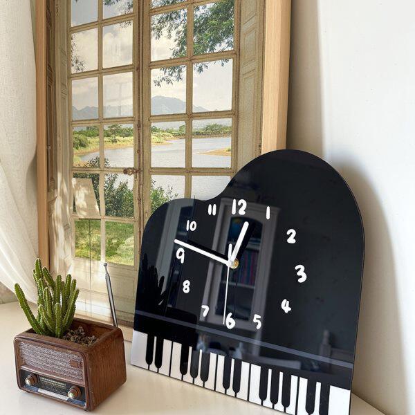 卡通个性创意时钟挂钟音乐房静音琴客厅钢琴室可爱挂墙装饰钟表饰