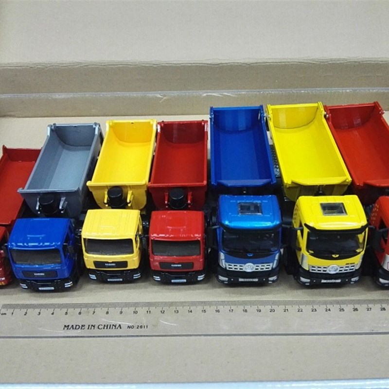 凯迪威精邦1:i50合金泥头车翻斗车自卸车带小人驾驶员可开车门包