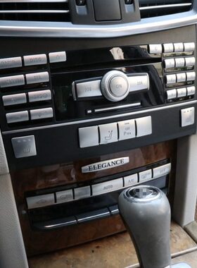 G奔驰W0功能0中控  20020改装 改装按键L260W42老款E装饰贴 21CK3