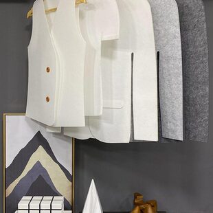 展厅陈列毛毡样板房衣服衣帽间衣柜道具男士西装套装全屋定制摆件