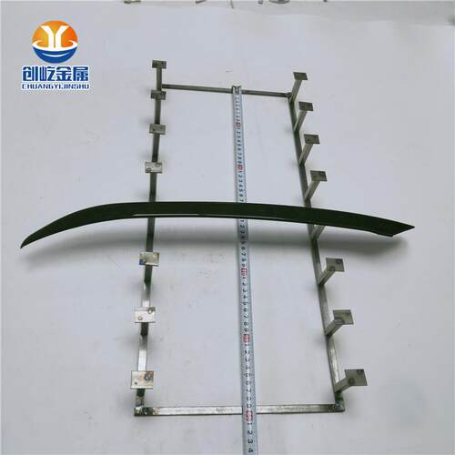 排版网焊接圆片粘胶喷油夹具 270x600网盘焊2排X8个40方管焊铁片