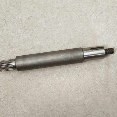 6868  88右滚筒久保田轴驱动驱动配件轴脱粒收割机