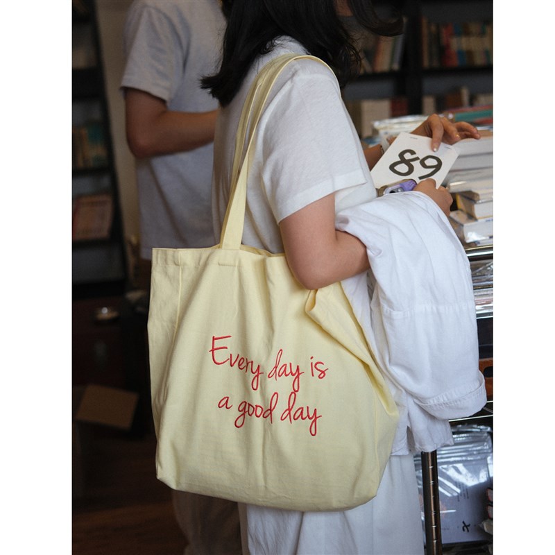 别来无恙【日日是好日】原u创刺绣帆布包黄色大容量单肩包百搭布
