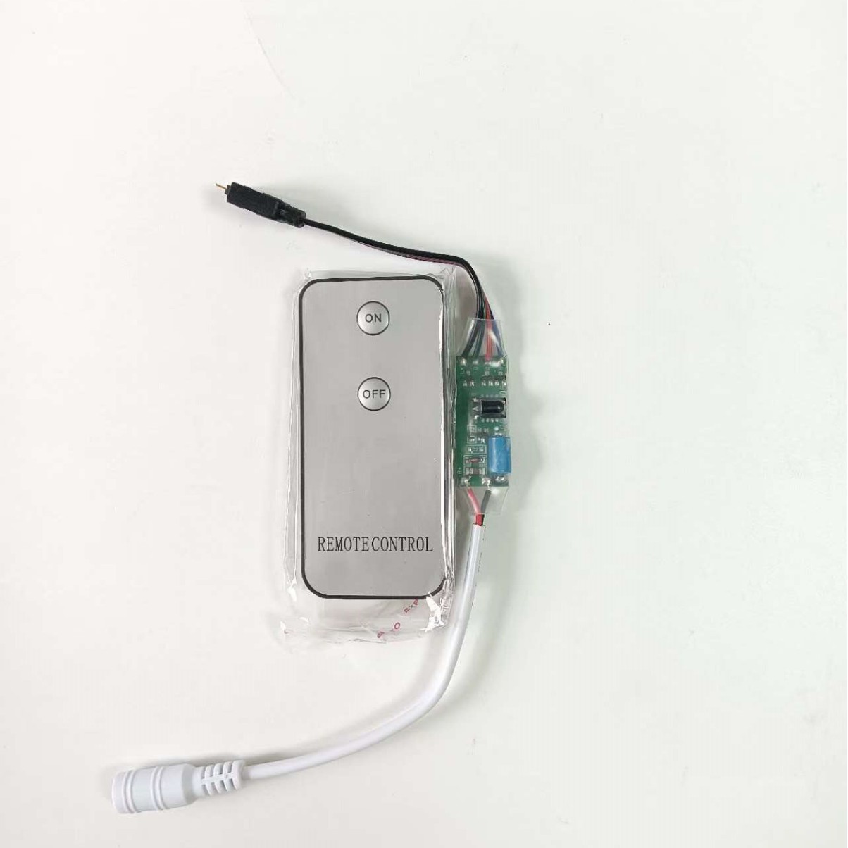 触动触摸发光拍拍球感应灯感应变色拍打变色振动震动变光变色