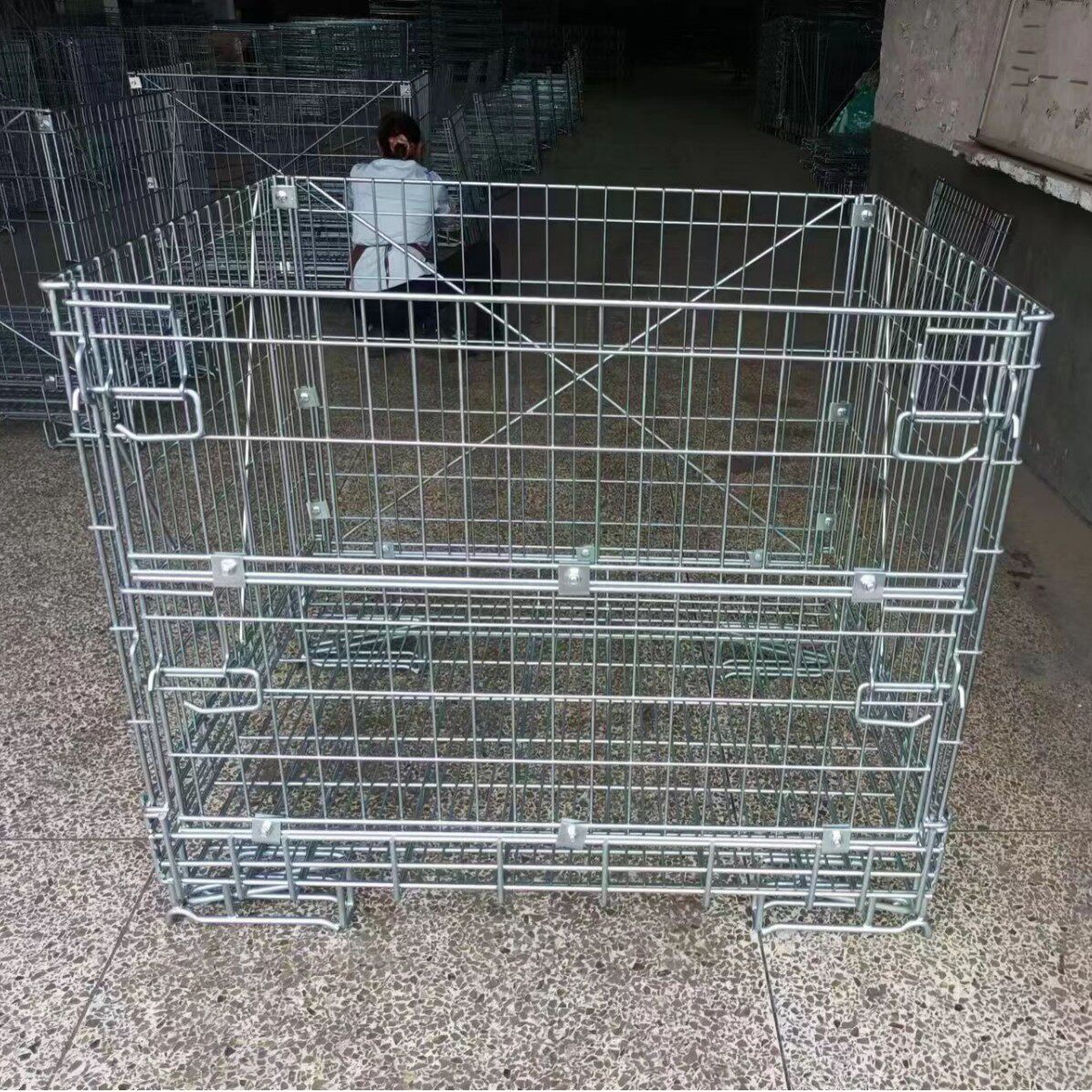 折叠欧洲铁丝网格笼带中空板堆垛镀锌网框大小线径组合周转箱