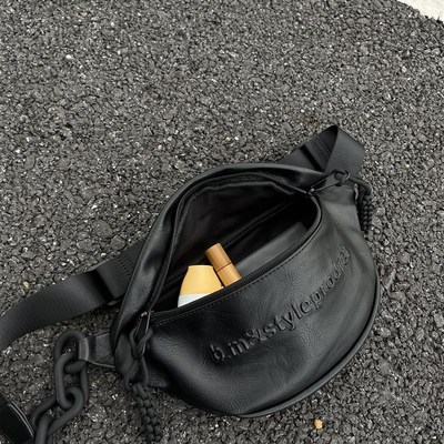 左千户包时尚百搭男款胸包斜挎包大容量防水设计感小众通勤包腰包