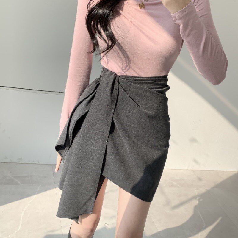 灰色一片式系带半身裙女新款纯色显瘦小众设计感西装短裙子可调节