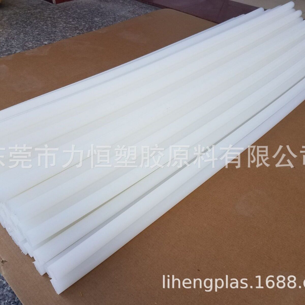 PVDF棒15-150mm纯树脂乳白色半透明耐酸碱耐化学PVDF棒材