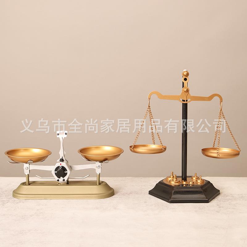 复古怀旧老式手工铁艺天平工艺秤店铺橱窗玄关装饰品摆件创意桌面图片