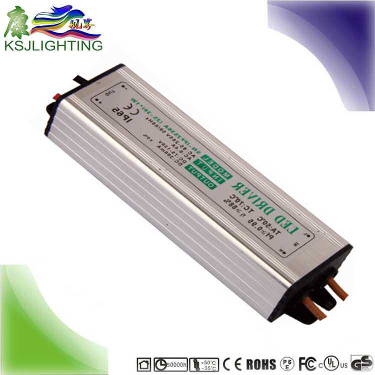 质保3年 终身维护 功率因数0.95 30-36*1W 投光灯 球泡驱动电源