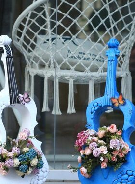 花园装饰阳台布置白色全包小提琴景观橱窗庭院现代简约户外邮摆件