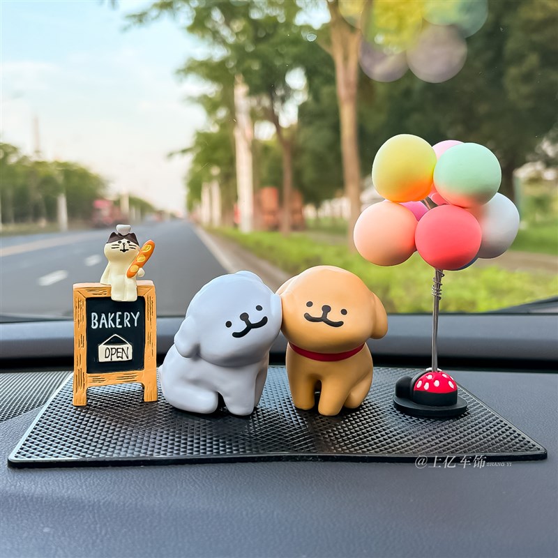 新款线条小狗车载摆件中控台停车号码牌可爱汽车男女生.高级感车