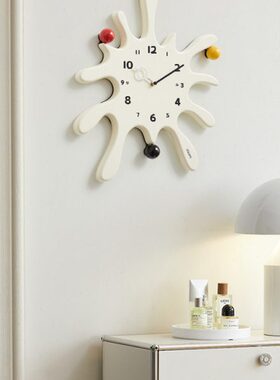 aMan免打孔钟表挂钟现代简约北欧轻奢挂墙创意时钟deld艺术客厅