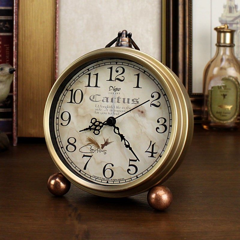 闹钟卧室静音创意家用钟表摆件桌面时钟美式复古客厅小型台式座钟,家居饰品,座钟,淘宝优惠券,粉丝福利购,淘宝优惠卷