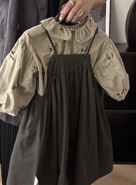 韩国童装女童秋冬洋装2023新款洋派宝宝复古韩版宽松儿童吊带裙