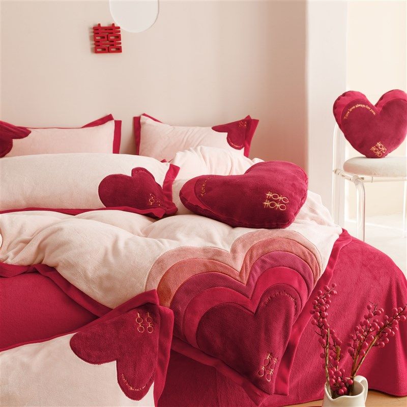 超暖!冬季结婚红色爱心刺绣婚庆牛奶绒四件套加厚被套床上用品