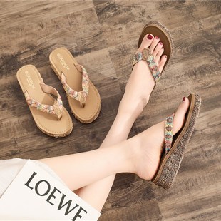 可下水新款凉拖鞋女夏时尚休闲外穿人字拖厚底松糕夹脚海边沙滩鞋