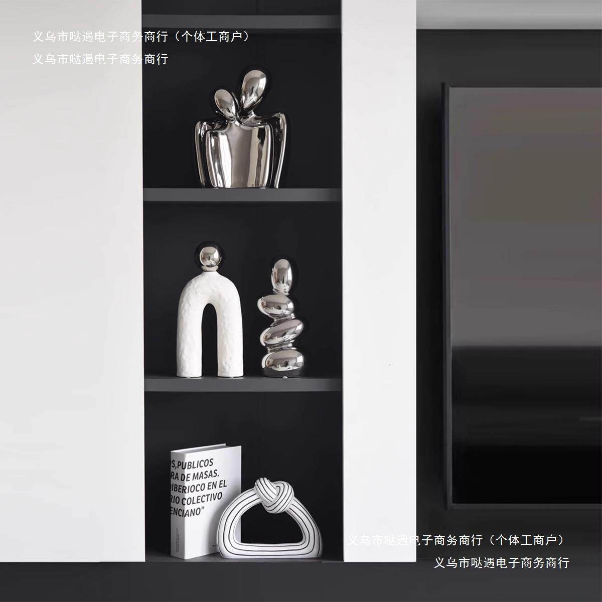 现代客厅摆件摆设装饰品家居小众个性样板间艺术酒柜条纹抽象
