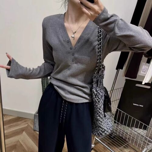 元熙6283-1设计感V领加绒加厚长袖T恤女修身显瘦内搭打底衫上衣冬