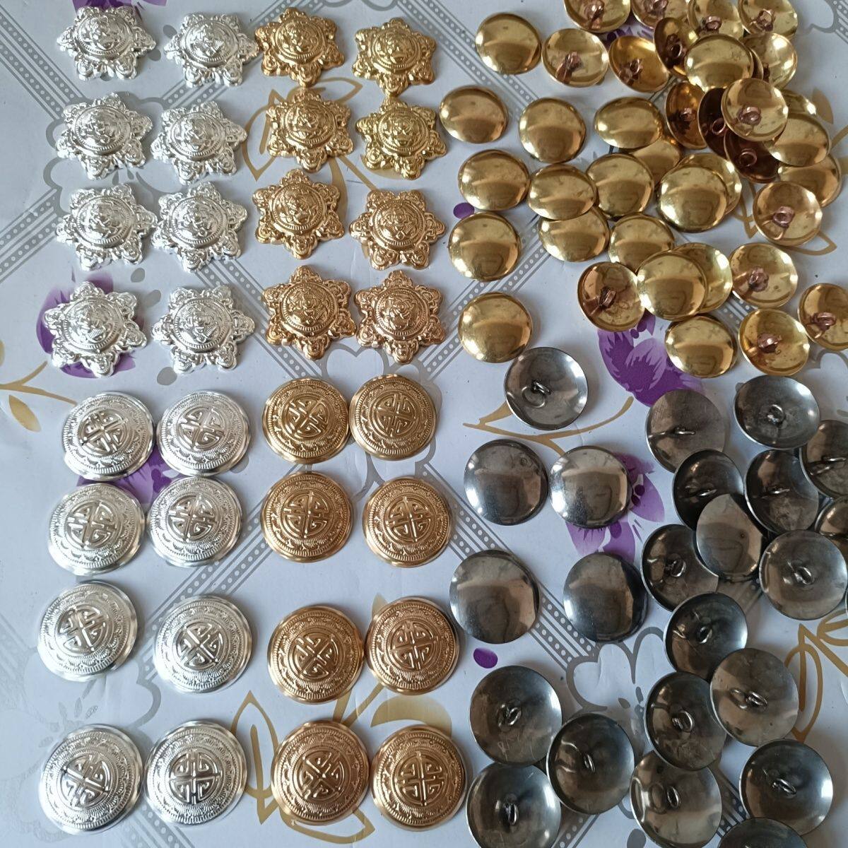 内蒙古马鞍黄铜不锈钢坐钉马具庖丁坐钉马鞍马具马术配件