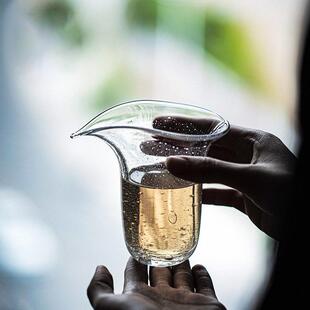 饴山非白雨露公道杯手工琉璃创意气泡玻璃公杯聚香茶海分茶器茶道