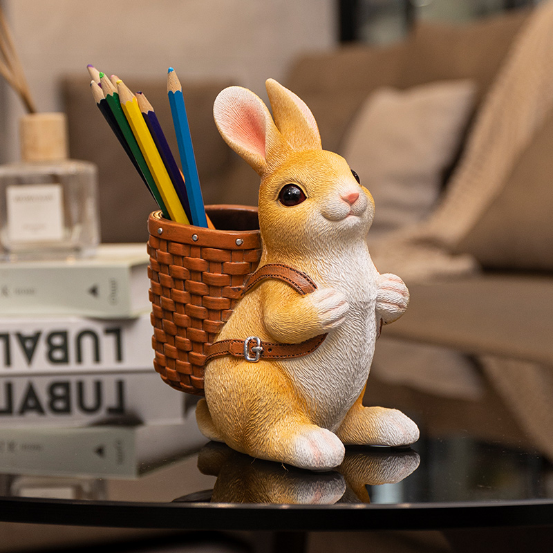 可爱笔筒a学生办公室文具用品收纳盒儿童男女孩创意桌面装饰品摆