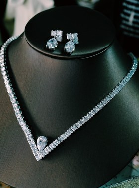 简约法式V字型新娘婚纱礼服晚宴项链耳环套装女小众设计感高级闪