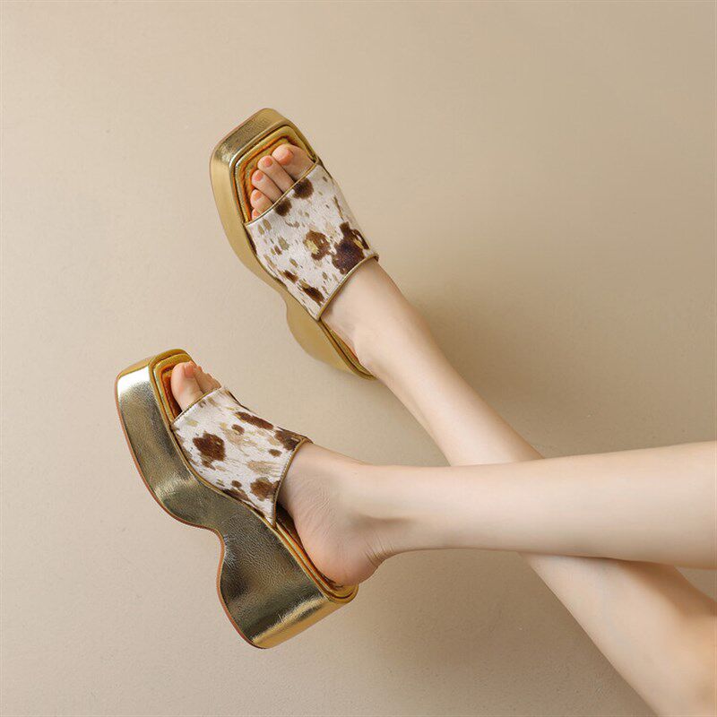 外穿厚底女拖鞋真皮一字型金色凉拖鞋超高跟防水台马毛坡跟凉鞋子