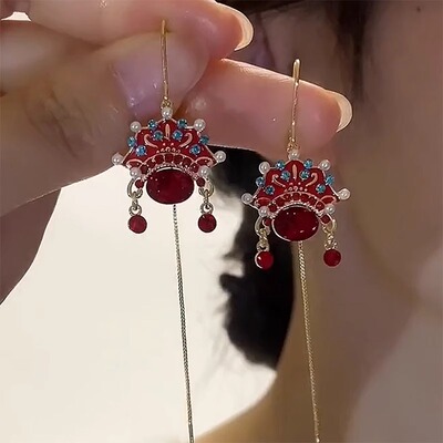 中国风脸谱耳环女轻奢气质流苏民族风耳线2023年新款潮红色耳饰
