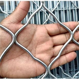 美格网防盗网养殖围网菱形网狗笼子焊接网