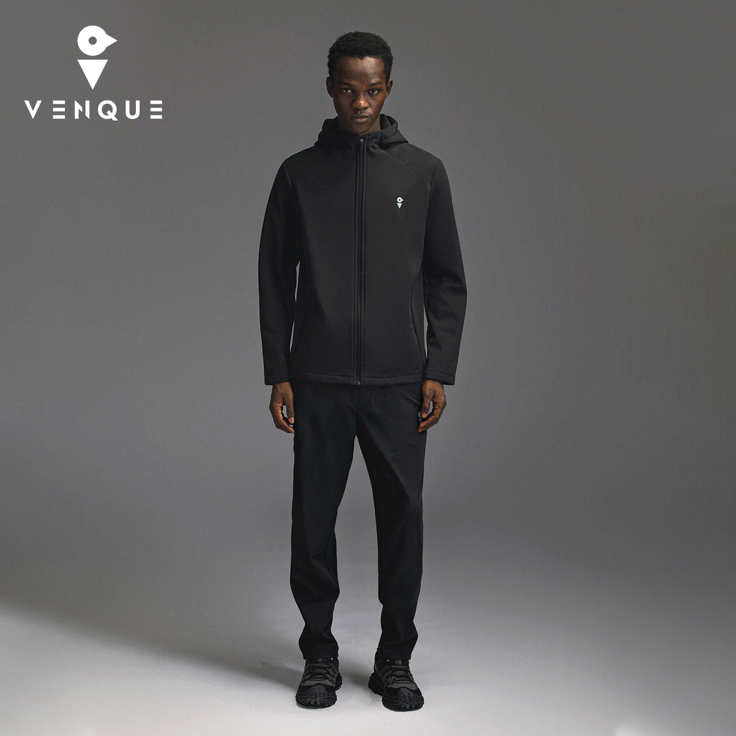 venque/范克黑色直筒休闲裤