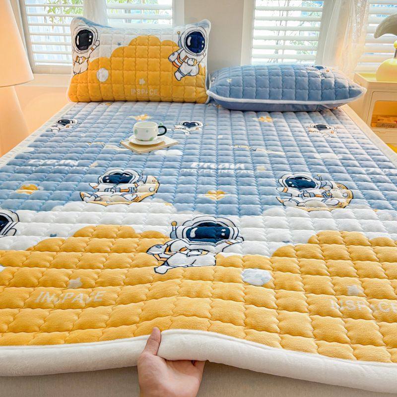 秋冬季牛奶绒床垫毛毯学生宿舍单人珊瑚绒床褥垫被床护垫床盖褥子
