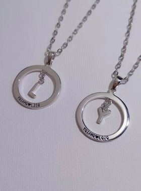 首饰定制纯银刻字情侣项链 圆环字母链男女生P日礼物 纪念日订制
