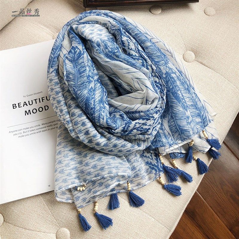 串珠流苏蓝色青花棉麻冬季围巾女民族风旅游拍照大披肩丝巾两用,服饰配件/皮带/帽子/围巾,围巾/丝巾/披肩,淘宝优惠券,粉丝福利购,淘宝优惠卷