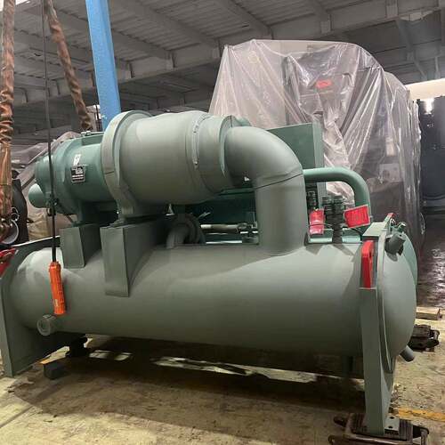 中央空调约克螺杆冰水机制冷量566kw管理110kw出售出租