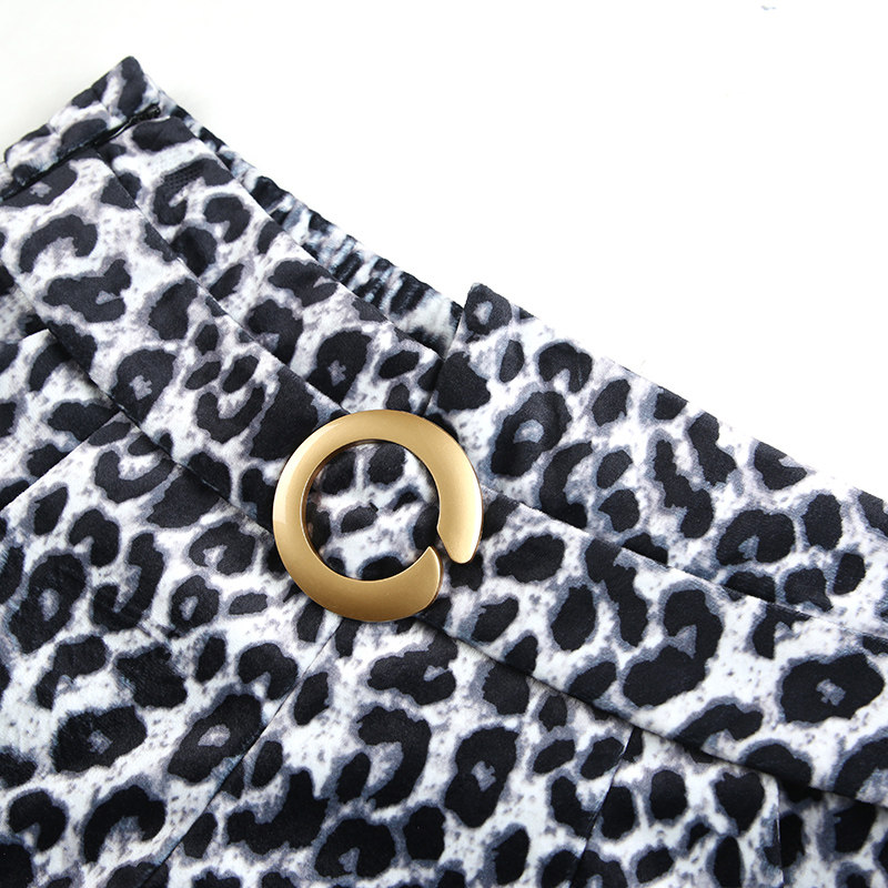 豹纹高腰短裤女秋2021新款休闲宽松a字热裤显瘦百搭黑色阔腿裤潮,女装/女士精品,休闲裤,淘宝优惠券,粉丝福利购,淘宝优惠卷