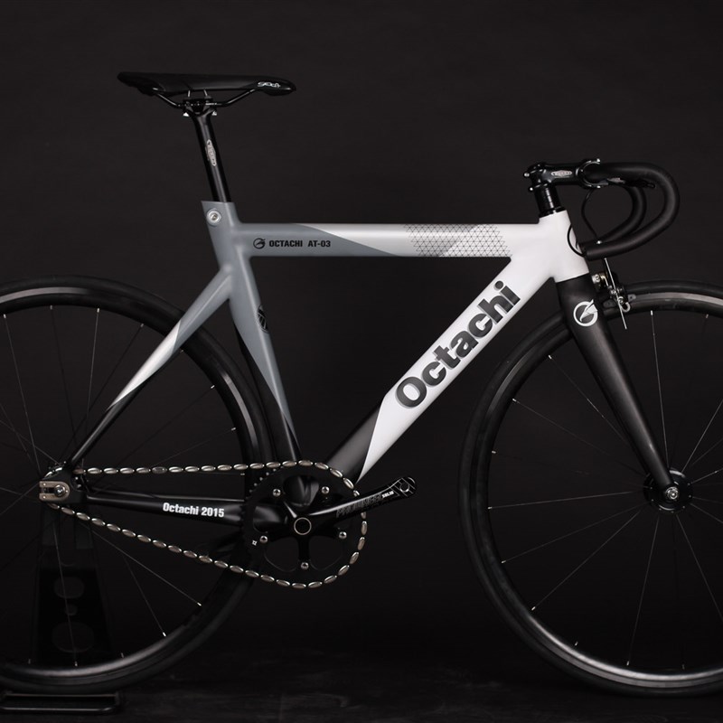 @自行车固定齿轮八爪在03单速度地面死蝇赛车自行U车的男人和女人