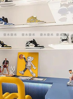 简约现代样板间儿童房篮球主题摆件运动风男孩房篮球鞋创意装饰品