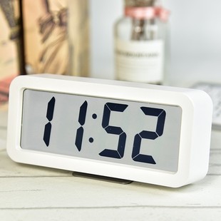 日式简约大数字闹钟表客厅书桌时钟台钟摆件学生床头音乐电子静音