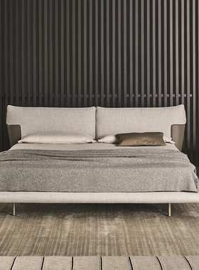 现代简约Blend布艺床意式极简设计师小户型主卧布艺床双人软靠床