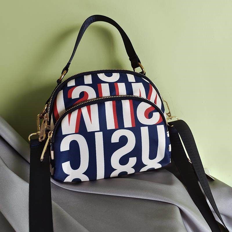 牛津布斜挎包女新款时尚妈妈款小包包精致百搭女包休闲女士帆布包,箱包皮具/热销女包/男包,通用款女包,淘宝优惠券,粉丝福利购,淘宝优惠卷