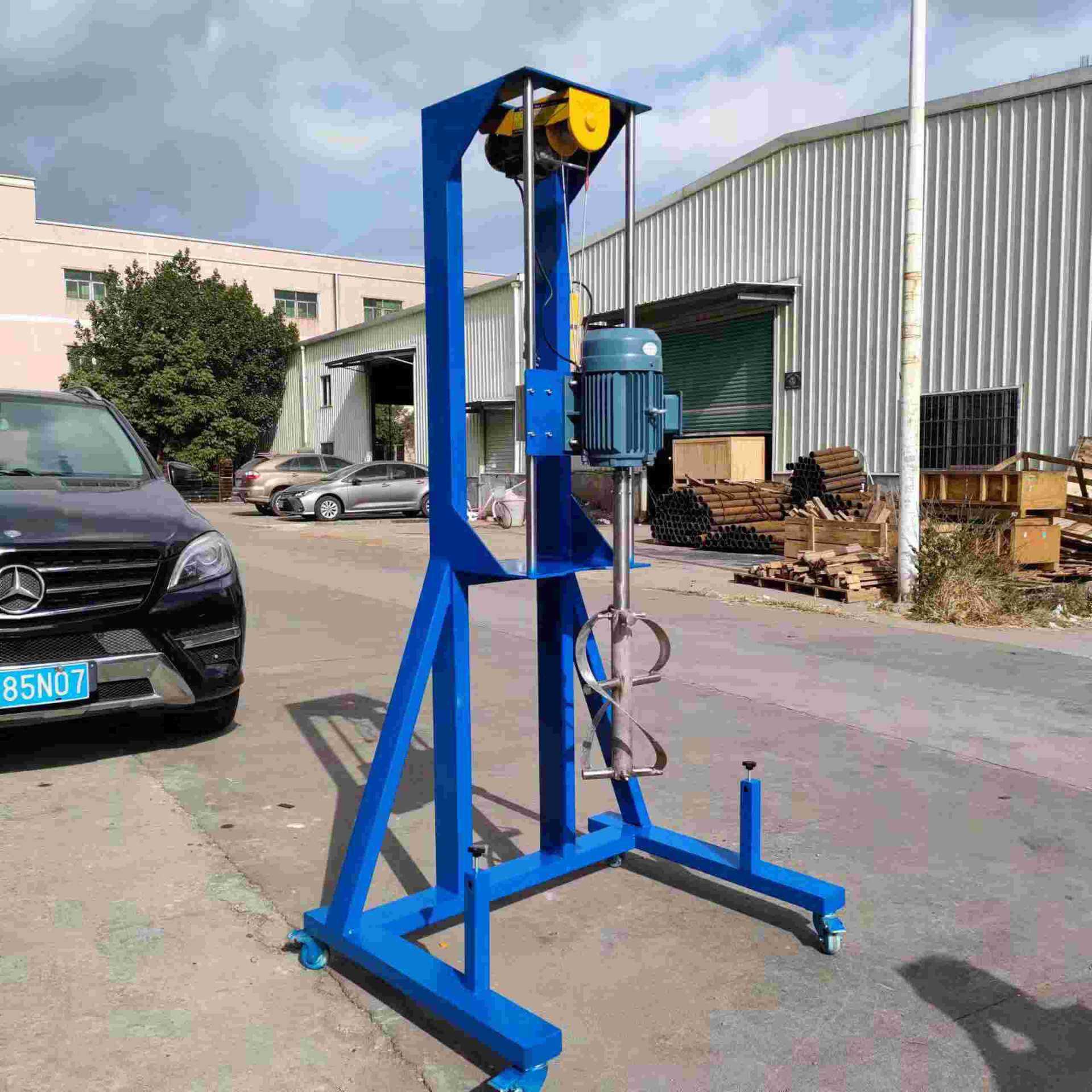 现货直供可移动胶黏剂搅拌桶 高粘度分散机 消毒液加热混合机