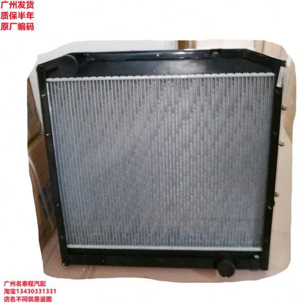 广东质保 10u适配于一汽J6青岛10W解放J6P水箱散热器1301010-10U