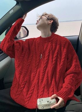 复古麻花设计感红色圆领毛衣男秋冬大码宽松情侣装打底针织衫线衣
