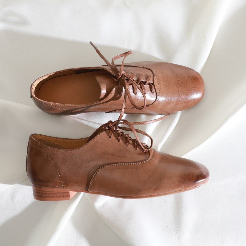 莲花府邸2025春季复古英伦单鞋深口系带粗跟牛皮女鞋学院风小皮鞋,女鞋,深口单鞋,淘宝优惠券,粉丝福利购,淘宝优惠卷